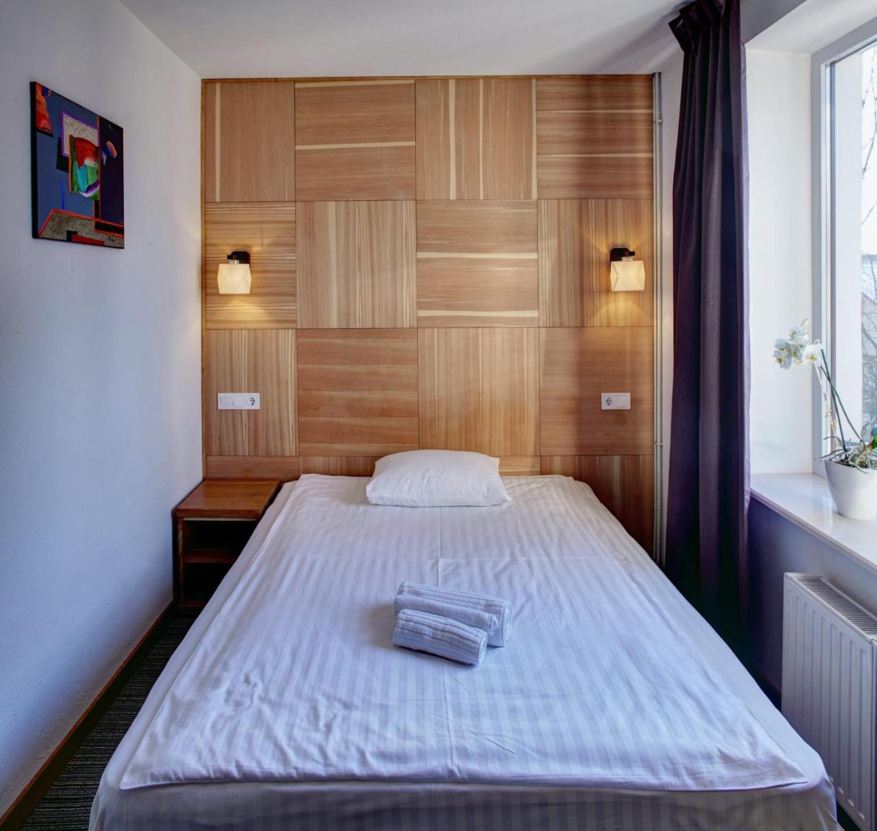 Valentyna Hotel Bryukhovychi