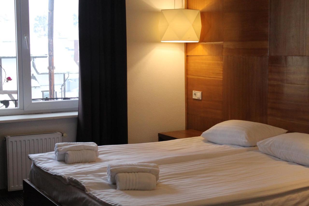Valentyna Hotel Bryukhovychi
